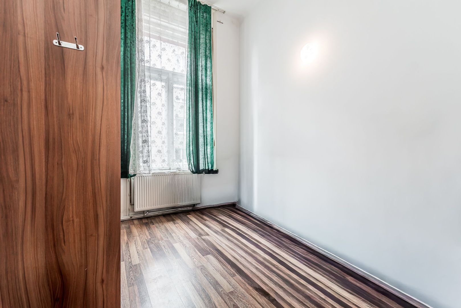 Apartament ultracentral cu 3 camere plus un bonus Comision 0 - Poză 10
