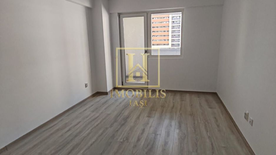 Apartament 3 camere 88 mp Copou 148600 euro - Poză 4