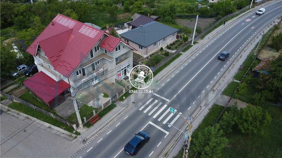 Casa cu funcțiune mixtă, Uricani, Iași - Poză 3