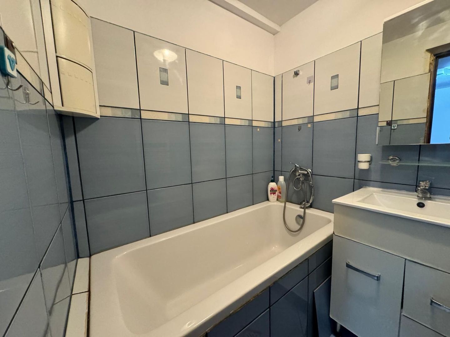 Apartament 2 camere, 52 mp utili, etaj 5,  str. Semaforului - Poză 3