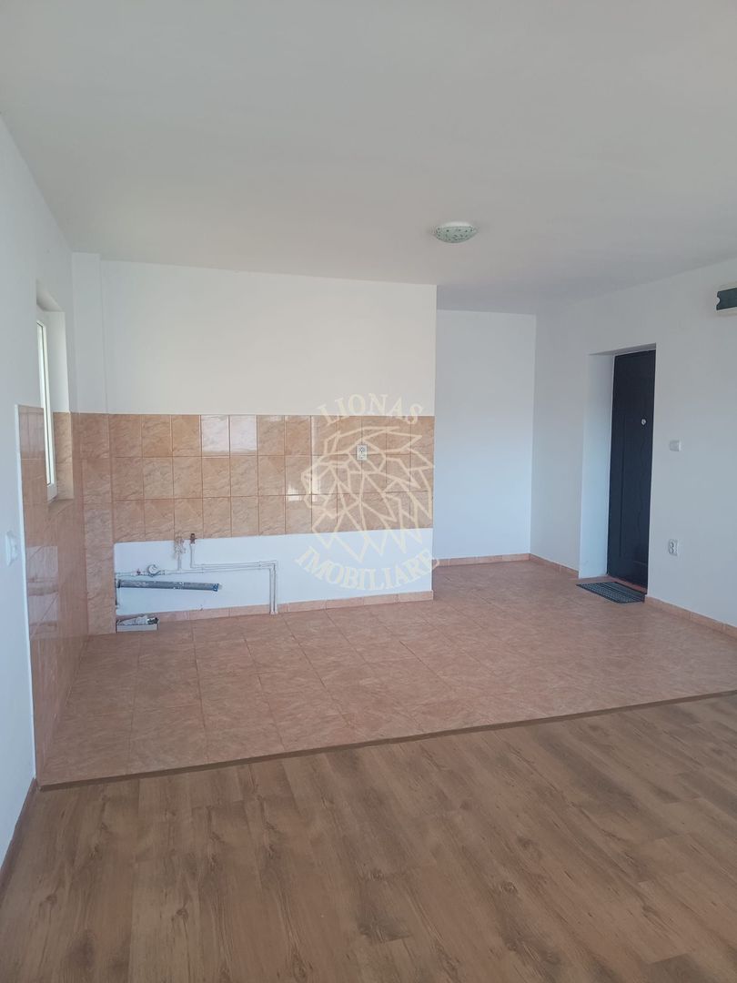 Apartament 39 mp  con.-balcon-ideal locuire - finisata-Zona Pompieri - Poză 1