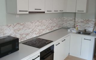 De inchiriat apartament cu o camera, centru, etaj 1, 400 E - Poză 1