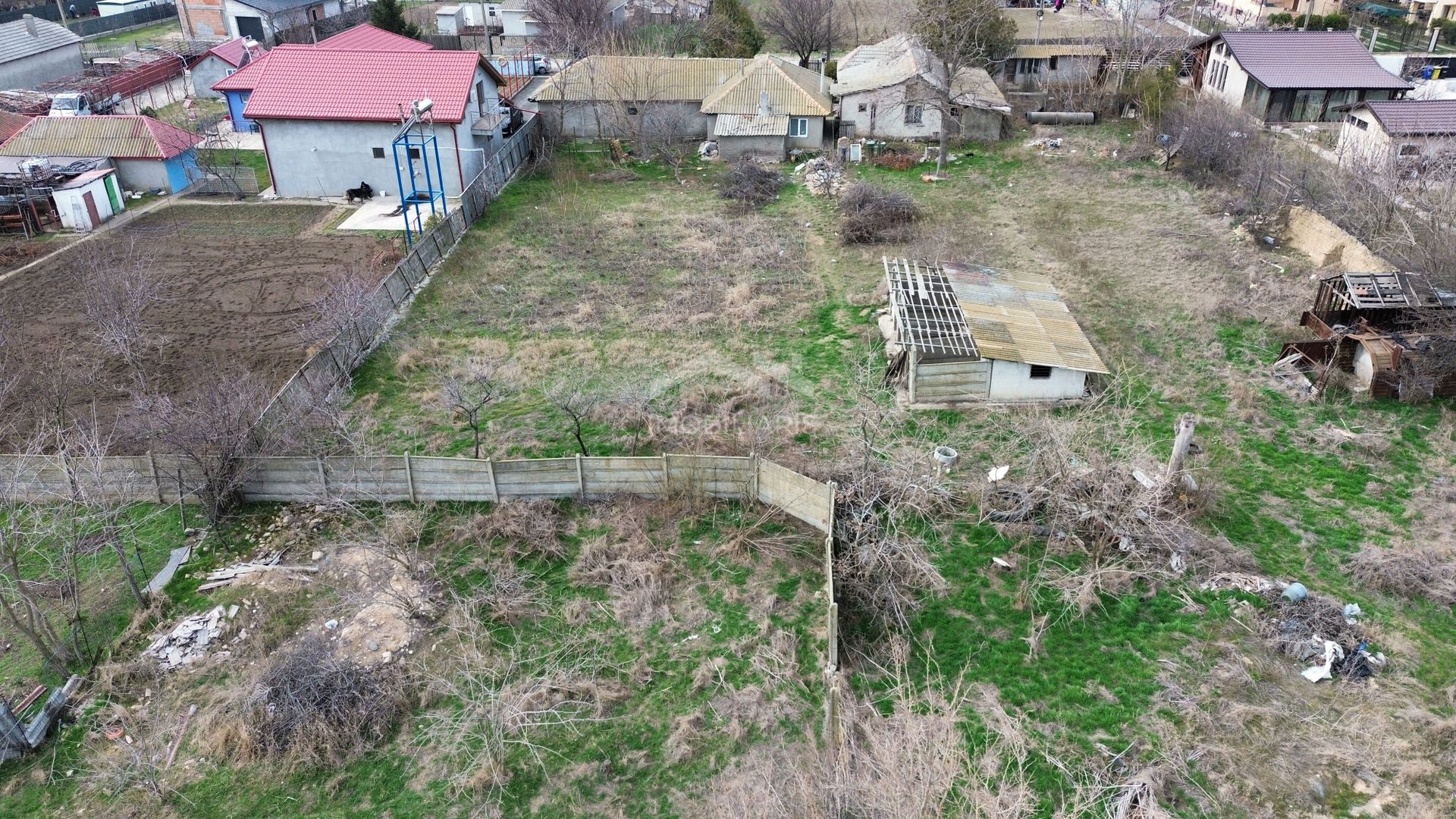 Casa batraneasca de vanzare cu 1235 mp teren in Corbu - Poză 14