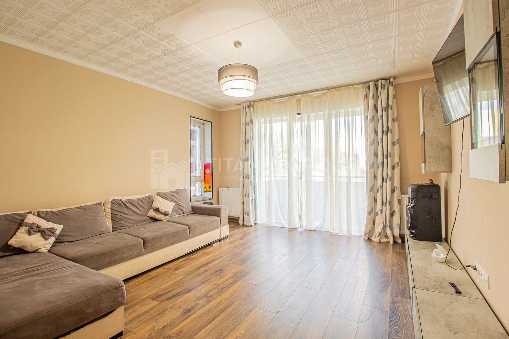 Apartament decomandat, CURTE proprie si boxa, Avantgarden 3 - Poză 2