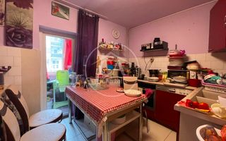 Apartament cu 3 camere de vânzare în zona Rogerius, Oradea - Poză 7