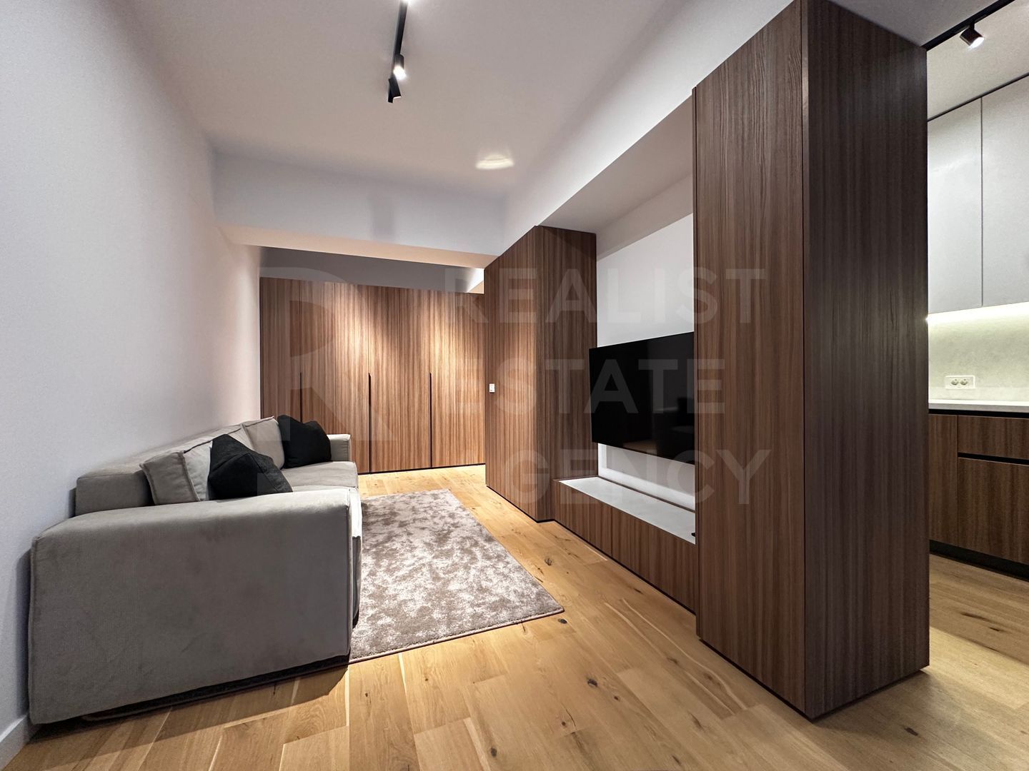 Chirie, apartament, 2 camere, parcare inclusă, București - Poză 2