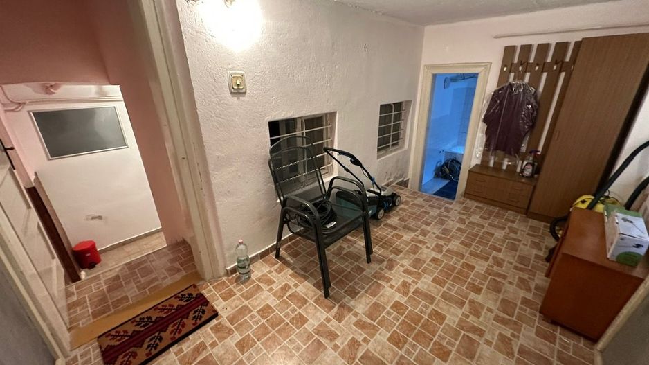 Casa in zona CENTRALA -  Take Ionescu - Poză 28