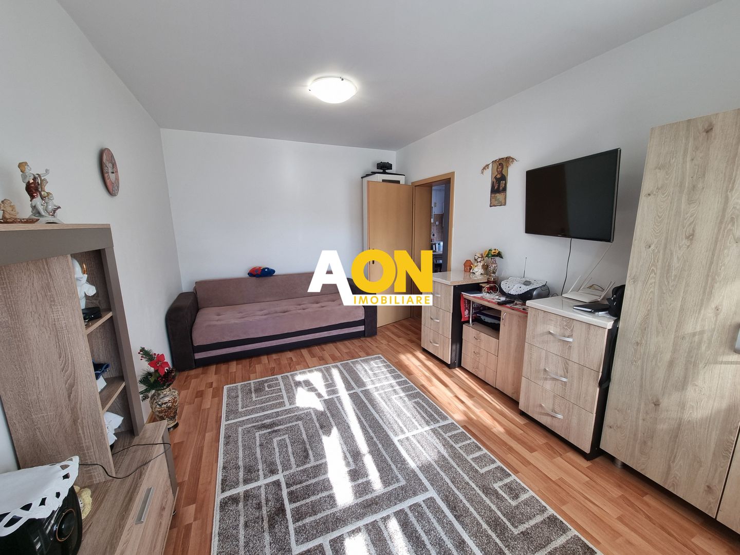 De vanzare apartament 3 camere, zona Kaufland, Cetate - Poză 5