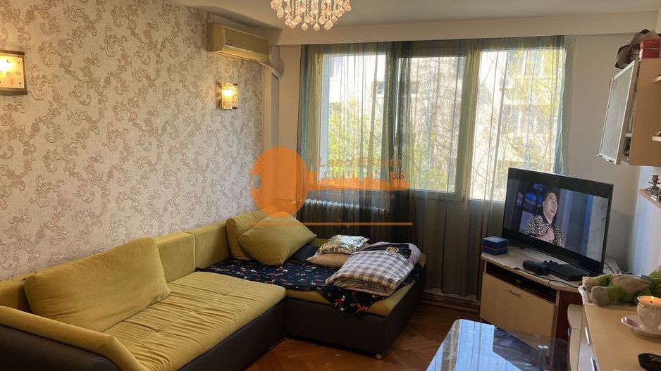 Apartamend te vanzare Metrou Raul Doamnei - Poză 2