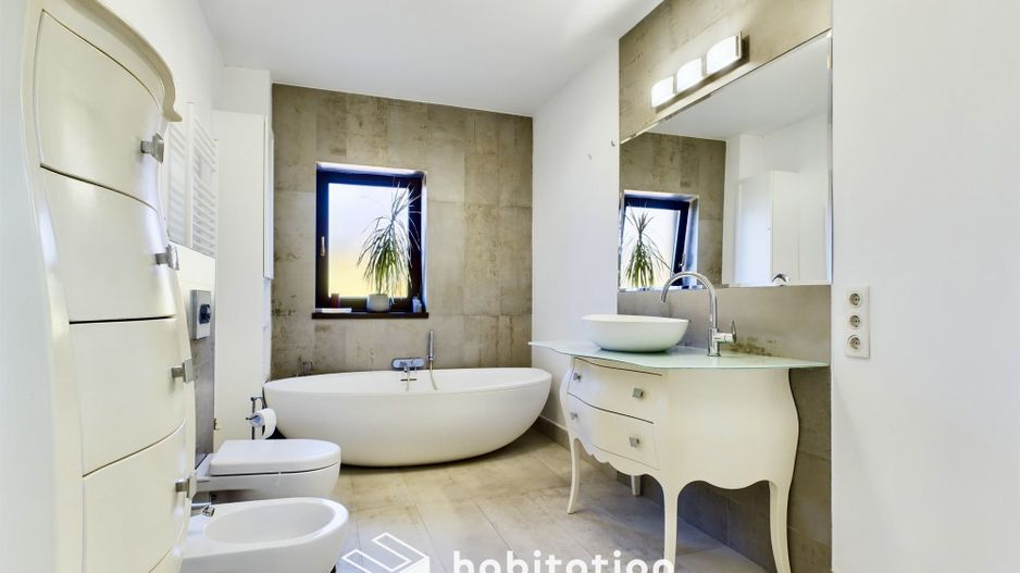 3 camere, 2 bai, dressing, zona Soarelui - Tur Virtual - Poză 2