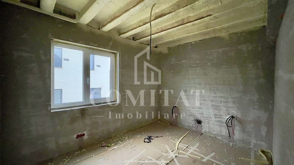 Casa individuala cu teren generos, retrasă de la trafic - Poză 9