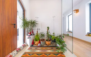 Resedinta spectaculoasa  – Vila exclusivista deschidere directa la lac - Poză 34