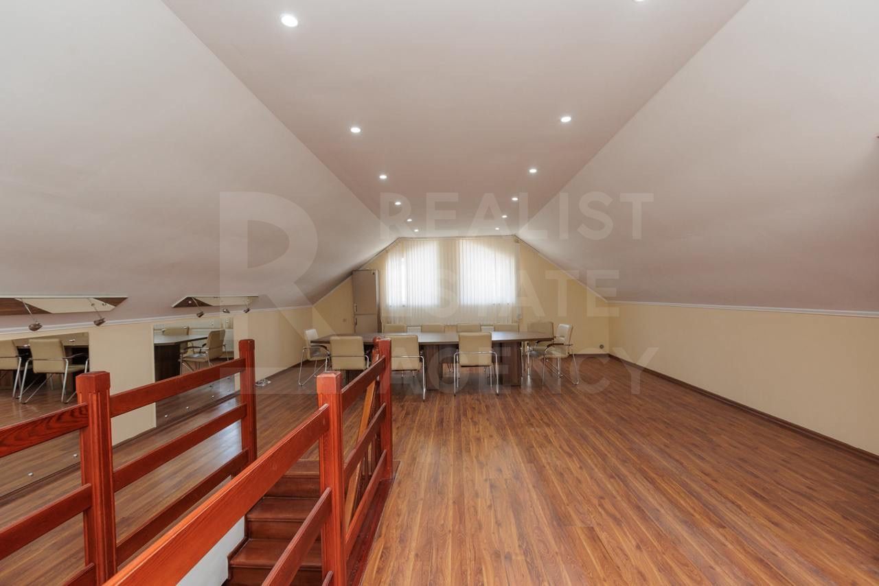 Chirie, oficiu, 320 mp, situat, str. 31 August, Centru - Poză 17