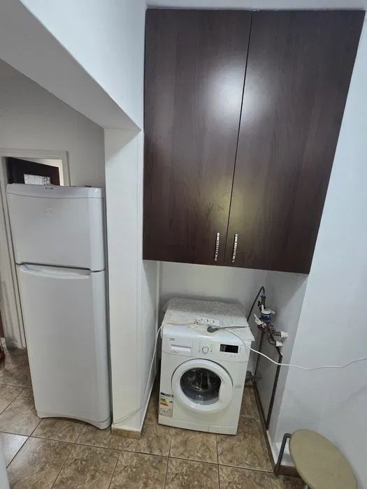 3 camere decomandat Gorjului, lângă metrou, ideal studenți - Poză 4
