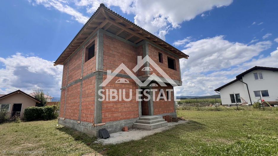 Casa noua curte mare Sibiu, Cristian - Poză 9