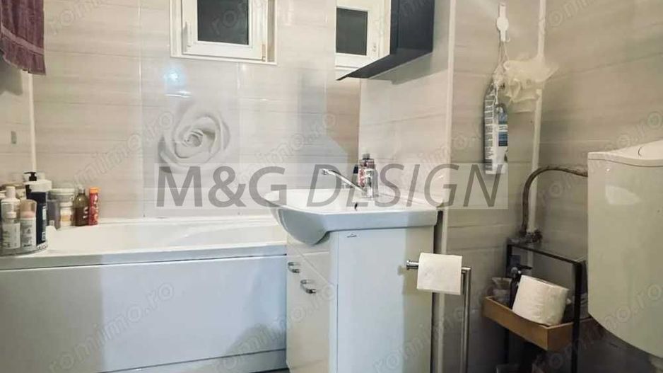 Apartament  3 camere zona Lunei - Poză 5