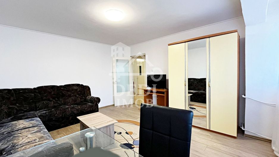 Apartament cu 3 camere de inchiriat zona Calea Aradului, Oradea - Poză 1