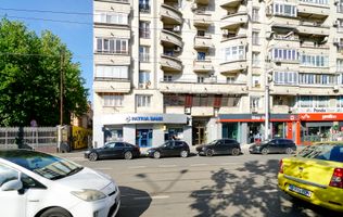Spatiul comercial 100 mpu str.Sf Vineri colt cu B-dul Corneliu Coposu