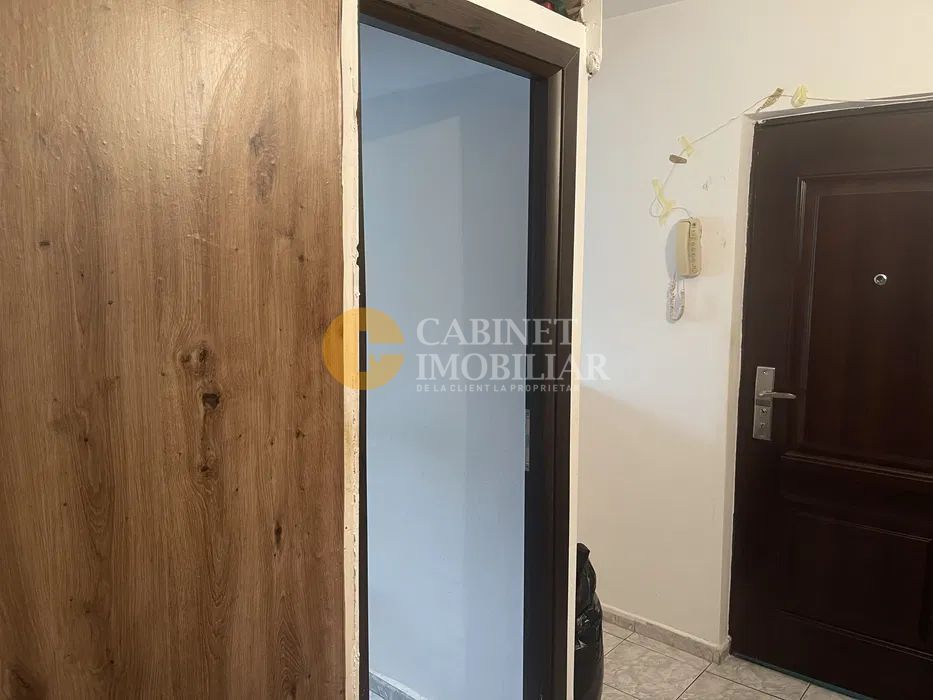 Apartament 3 Camere - 70 mp - Etaj intermediar -  Zona Alexandru Cel Bun - Poză 7