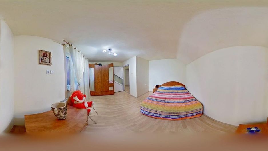 Camin primitor pe compozitie particulara, curte individuala - Poză 37