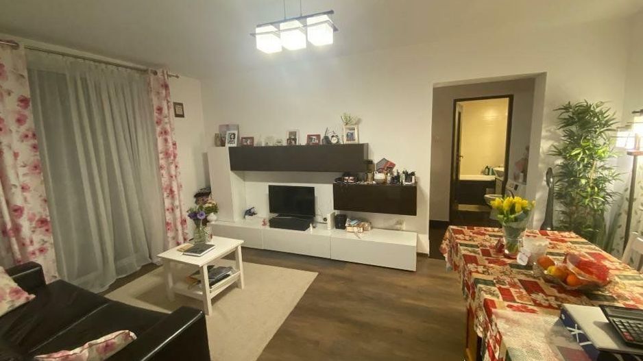 Ag BRASADAS închiriază apt. 2 cam Et 3/4 in Piata Victoriei. - Poză 5