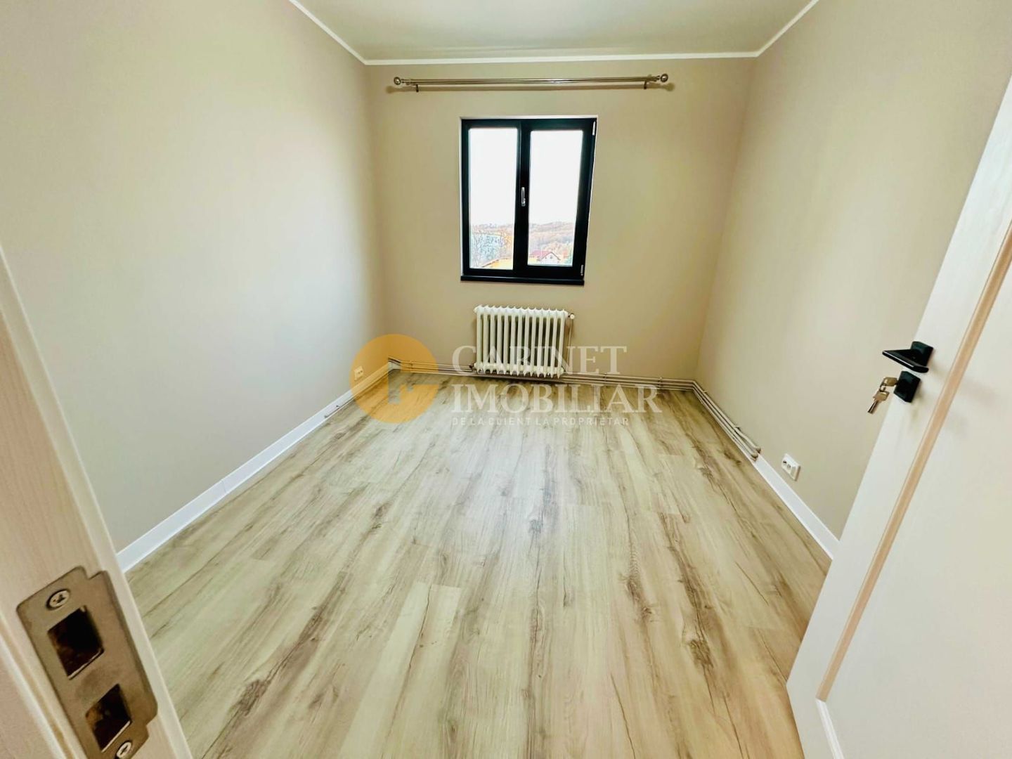Tatarasi - 3 camere - etaj intermediar - RENOVAT - fara risc - Poză 5