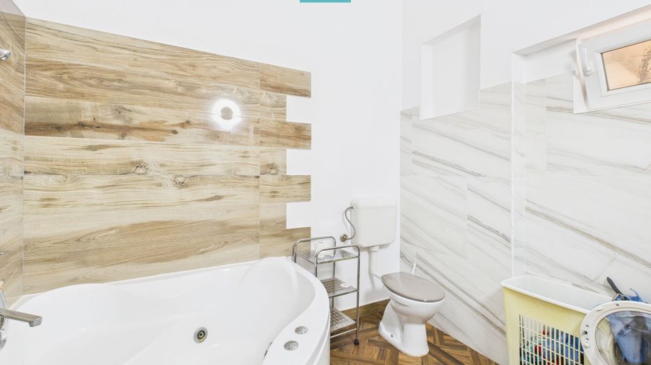 Casă zona centrală  Arad - Poză 4