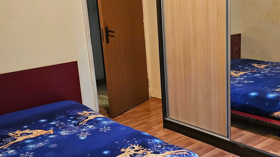 De vanzare Apartament 2 camere Crangasi - Poză 2