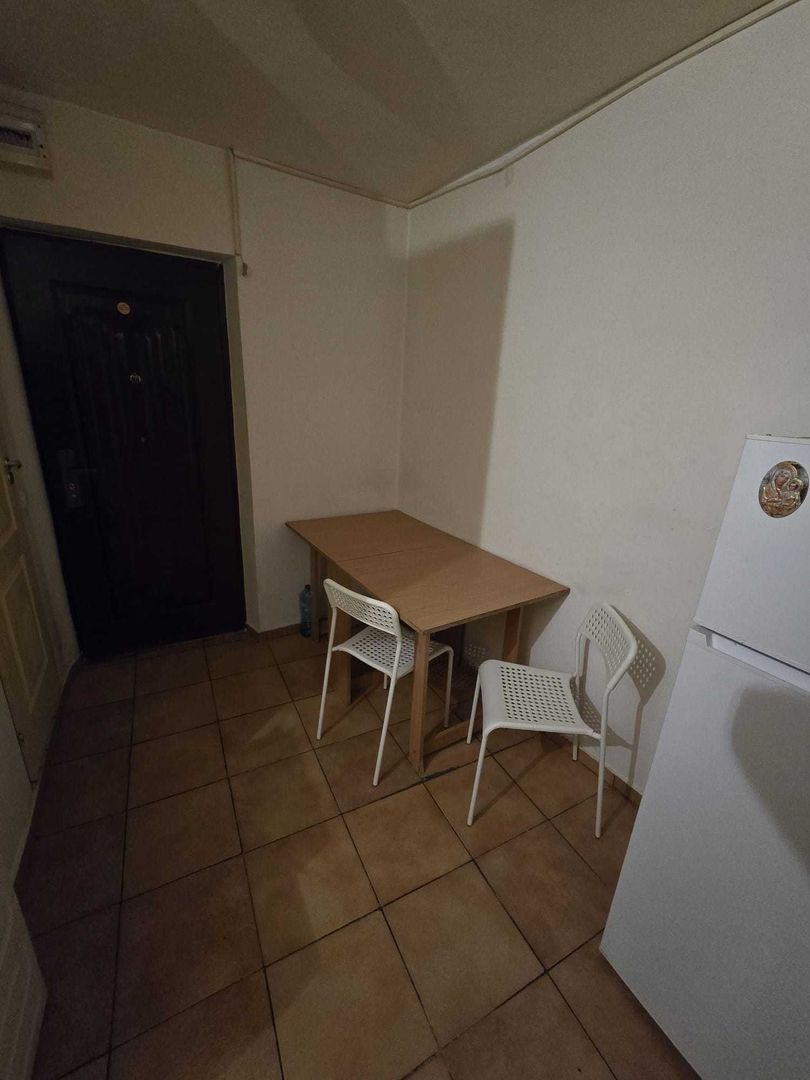 Vanzare Garsonieră 25 mp, mobilată și utilată, 5 min de metrou – Romancierilor - Poză 6