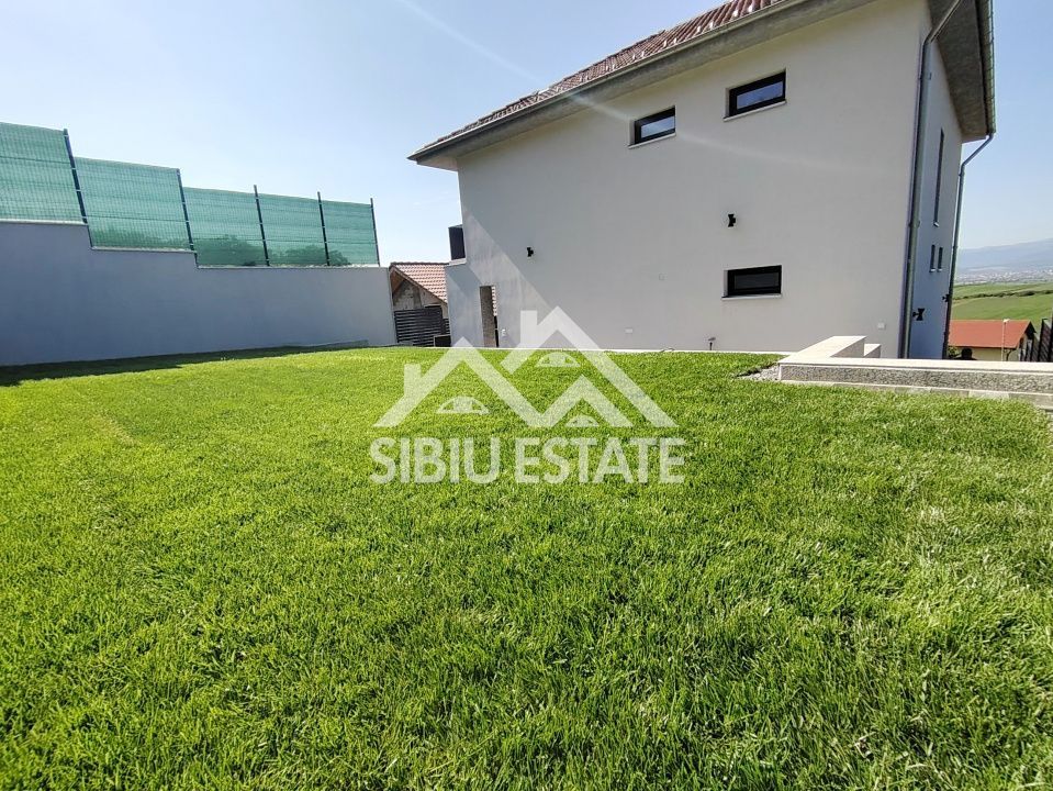 Casa noua 4 camere, garaj, pivnita Sibiu, Sura Mare - Poză 3
