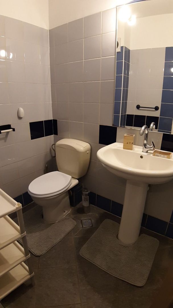 Garsonieră spațioasă 45 mp, renovată recent, AC, balcon, Splaiul Unirii - Poză 7