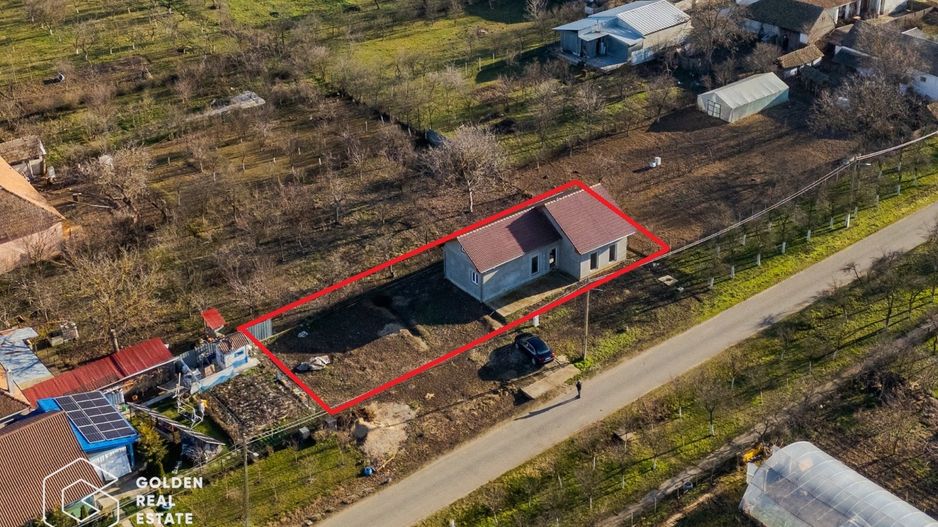 Casa la gri in Alunis,  teren 487 mp - Poză 1