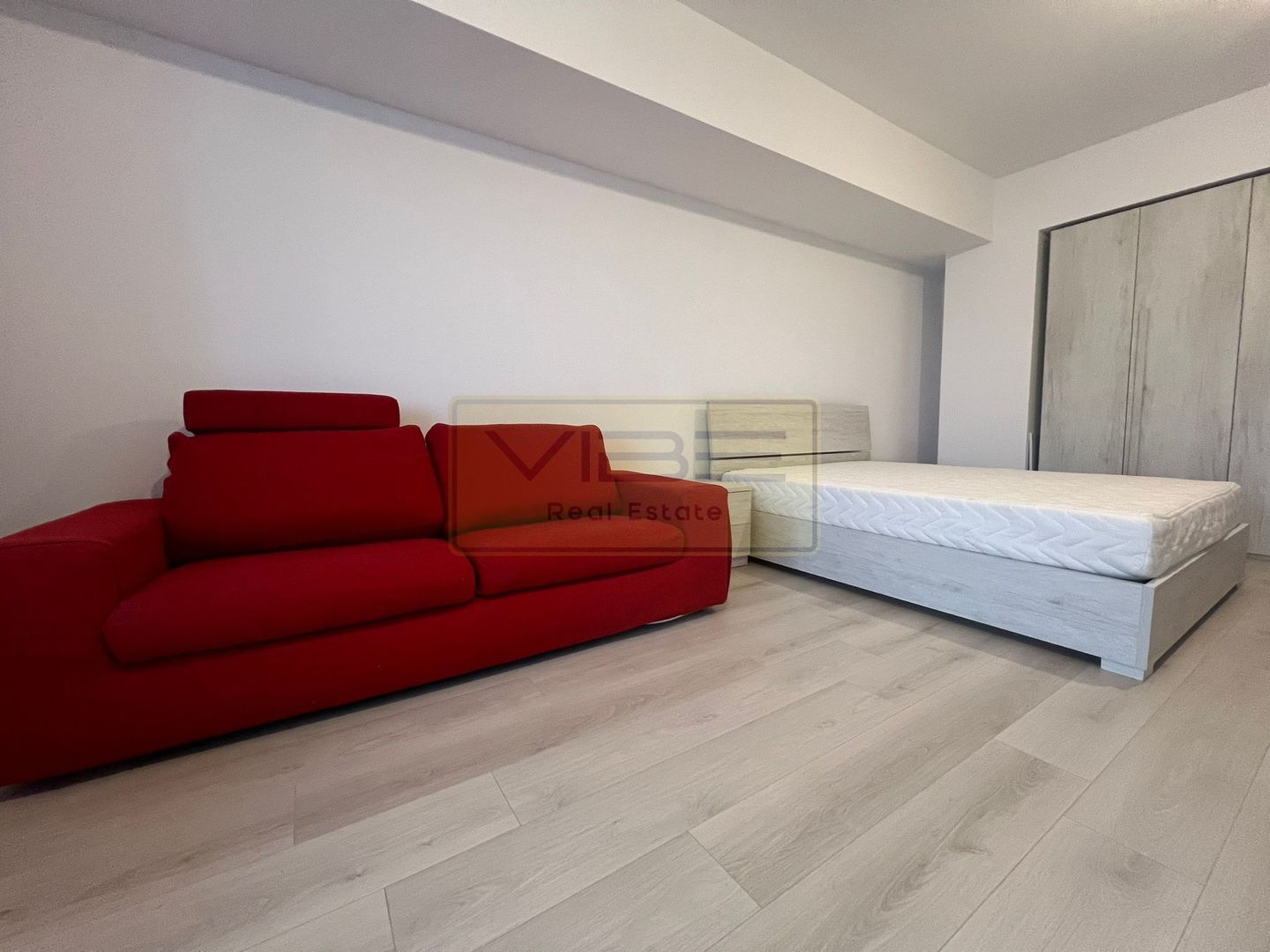 Apartament 1 camera + parcare Conest Evolution - Poză 2