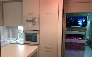 Etajul 2/ Apartament 3 camere/   Fara Risc Seismic/Zona Podu Ros! - Poză 11