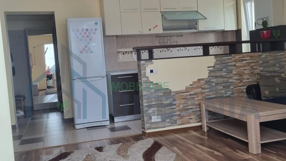 Apartament cu trei camere decomandat Păcurari lângă Alfa Bank - Poză 1
