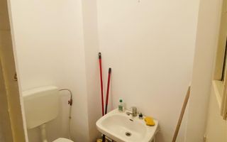 Apartament cu 3 camere 2 bai Iosia - Poză 9