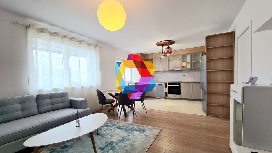 Apartament doua camere de vanzare - Sub Cetate - Sânpetru - Poză 2