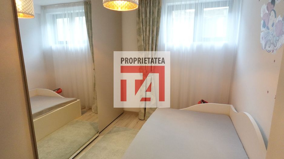 Apartament cu 3 camere decomandat zona Dealul  Florilor - Poză 5