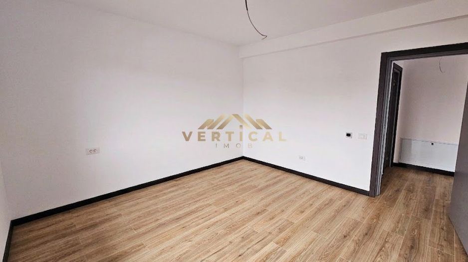 Casa 4 camere | 3 bai | centrul comunei Berceni - Poză 13