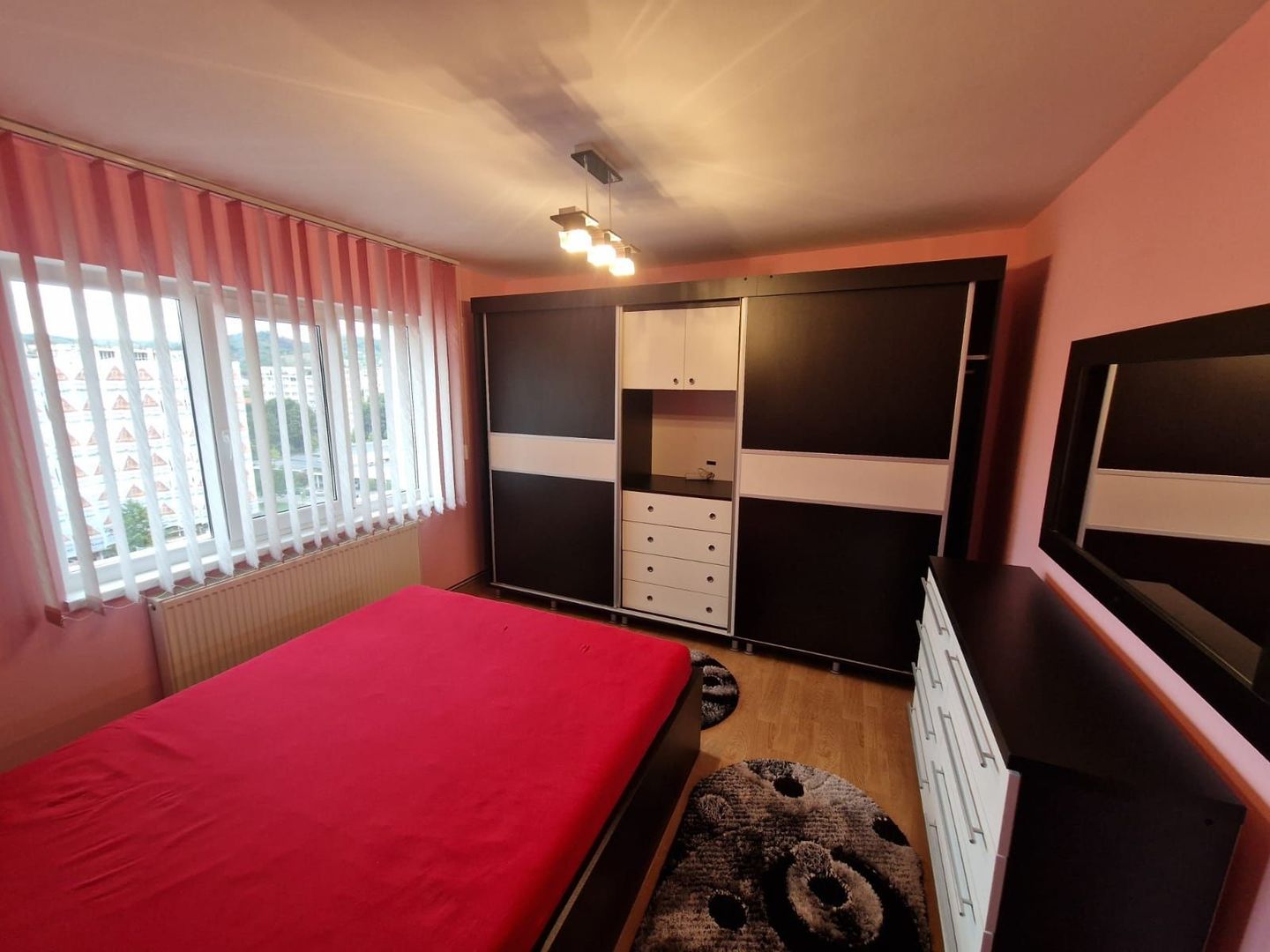 Inchiriez apartament 3 camere Muzeu - Poză 5