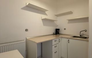 BLACK FRIDAY Spatiu comercial/ birou I 3 camere I Renovat - Poză 8