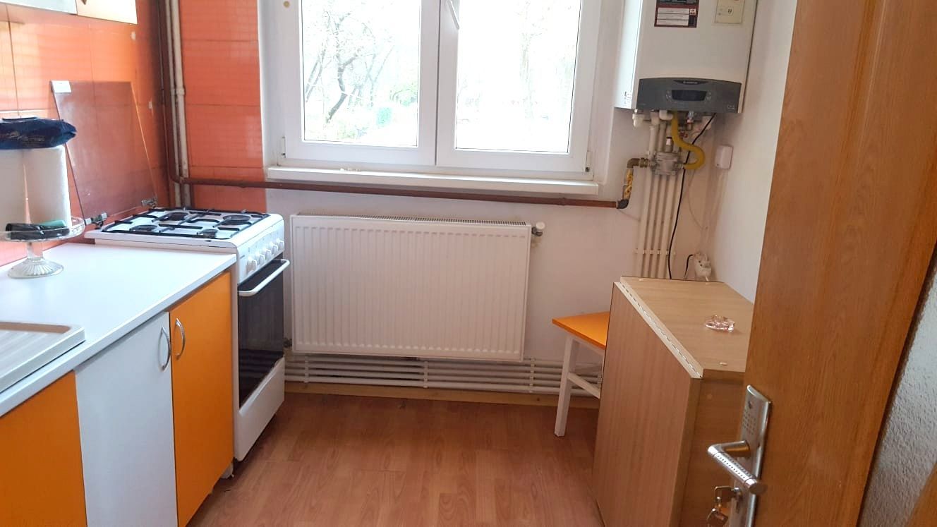 Apartament cu 2 camere, parter - Tiglina 1, imobil fara risc seismic - Poză 3