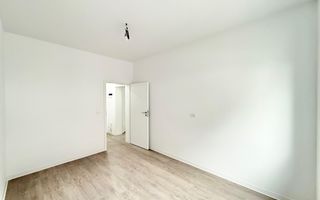 Bloc finalizat la asfalt. Boxa. Loc de parcare. - Poză 7