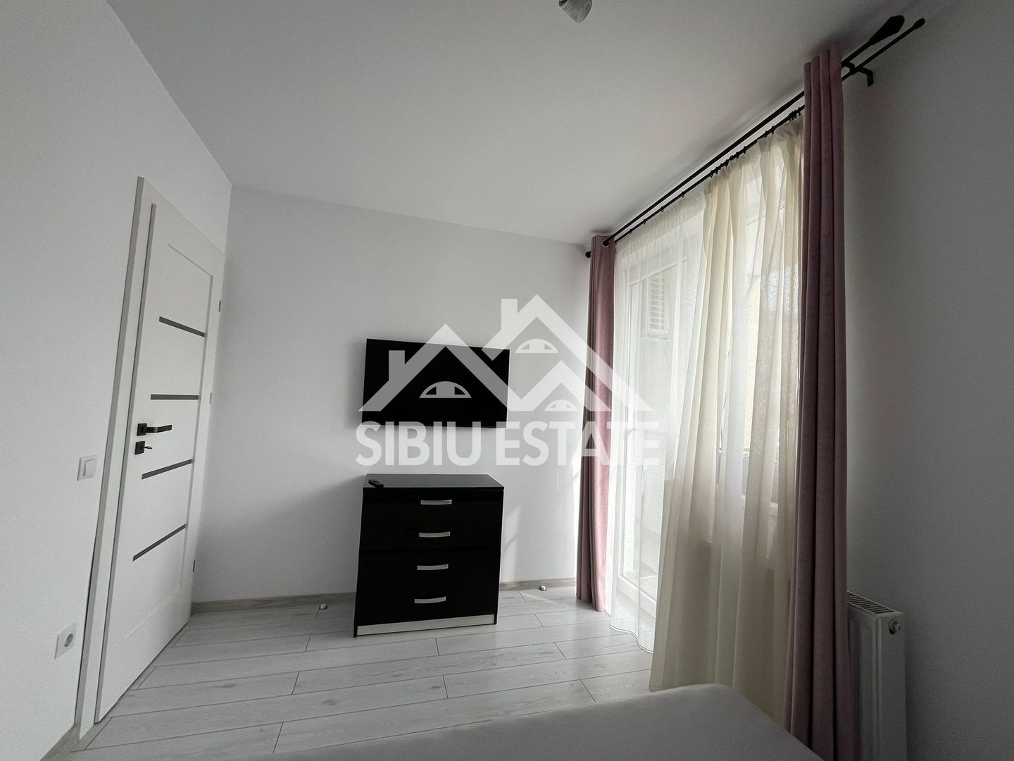 Apartament 2 camere modern, balcon 7 mp, parcare ,Șelimbăr Brana - Poză 7
