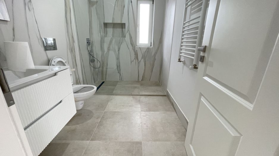 Duplex despărțit prin spațiu tehnic - Poză 9