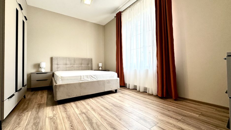 Casa cu 4 dormitoare de închiriat - Dumbravita - Poză 15