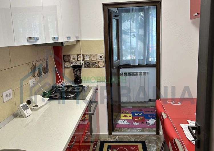 Apartament de vânzare cu 4 camere, decomandat, în Iași - Poză 2