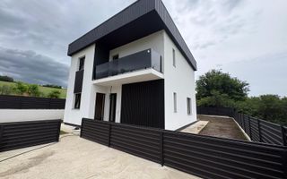 Casa Individuala  de vanzare - 8 km de Stadionul Emil Alexandrescu Copou Iasi - Poză 2