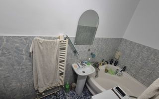 BRASADAS vinde 2 case pe un teren de 360 mp. zona Baritiu. - Poză 3