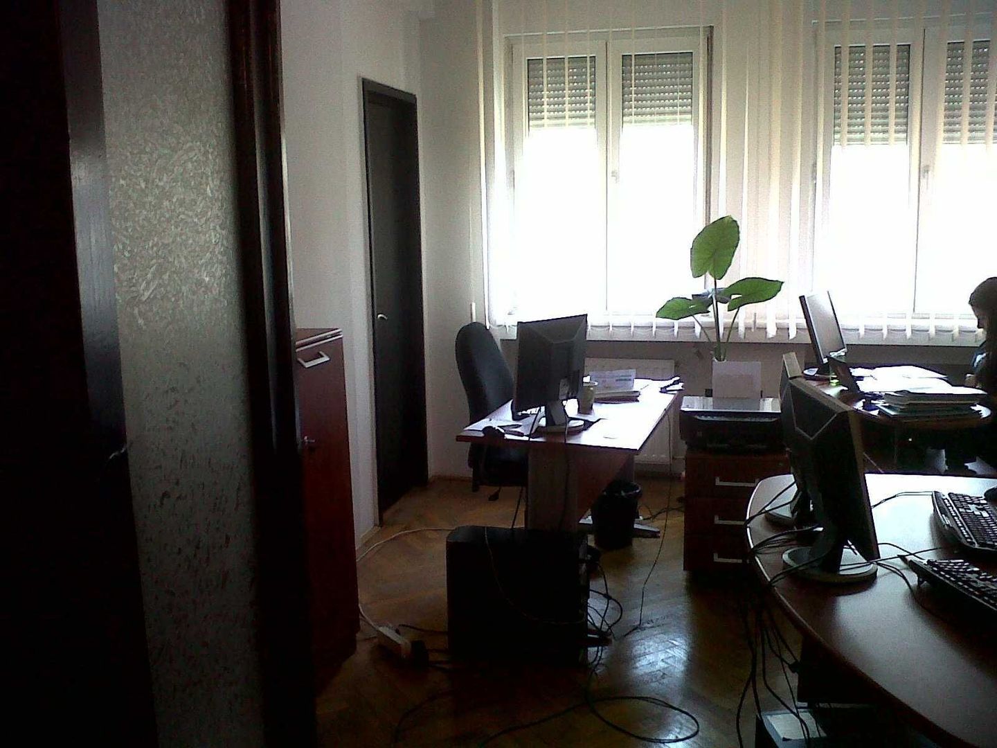 OCAZIE 4 camere Piata Romana 134 mp etaj 2/7 vedere Magheru 169700 EUR - Poză 1